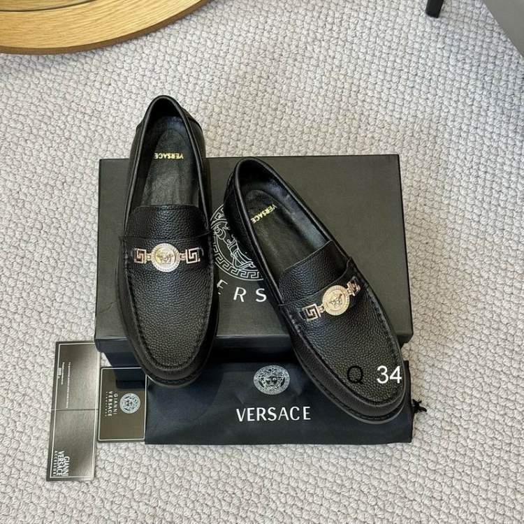 Picture of Versace Shoes _SKUVersacesz38-45F080220457